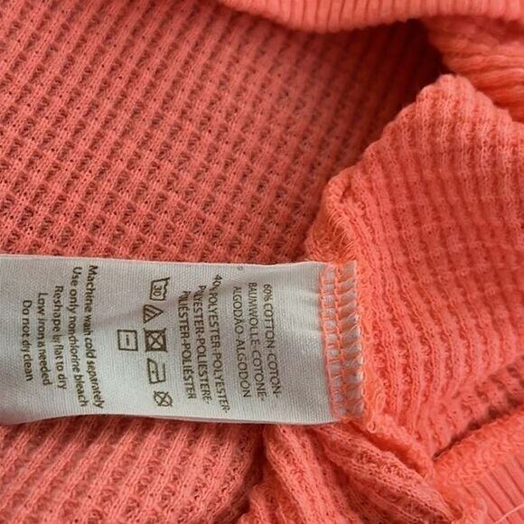 We The Free Shirt Womens XS Pink Orange Vibrant Waffle Boxy Boho Peasant Thermal - Picture 10 of 11